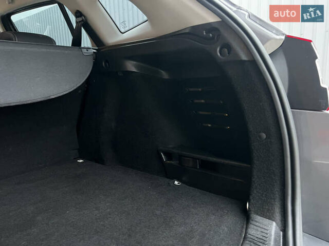 Серый Рено Меган, объемом двигателя 1.6 л и пробегом 182 тыс. км за 7800 $, фото 84 на Automoto.ua