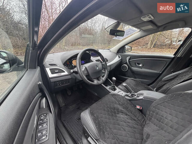 Сірий Рено Меган, об'ємом двигуна 1.5 л та пробігом 268 тис. км за 7300 $, фото 15 на Automoto.ua