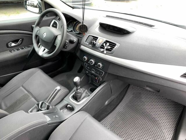 Серый Рено Меган, объемом двигателя 1.5 л и пробегом 273 тыс. км за 6590 $, фото 23 на Automoto.ua