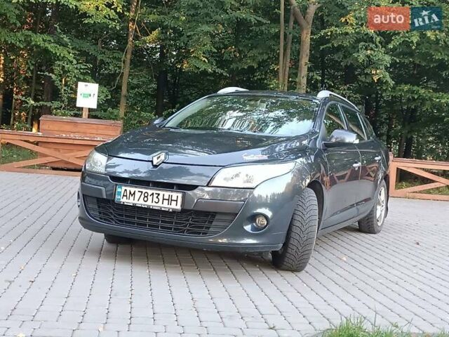 Серый Рено Меган, объемом двигателя 1.46 л и пробегом 267 тыс. км за 6200 $, фото 4 на Automoto.ua