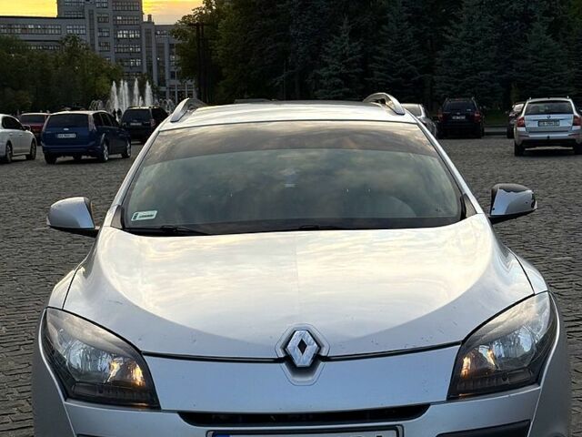 Сірий Рено Меган, об'ємом двигуна 1.5 л та пробігом 275 тис. км за 6500 $, фото 2 на Automoto.ua