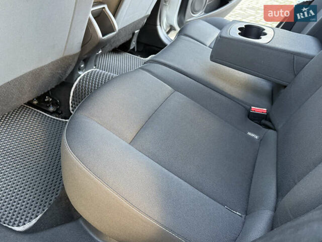 Серый Рено Меган, объемом двигателя 1.46 л и пробегом 180 тыс. км за 6750 $, фото 57 на Automoto.ua