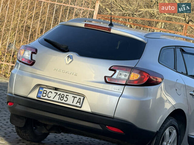 Серый Рено Меган, объемом двигателя 1.46 л и пробегом 180 тыс. км за 6750 $, фото 20 на Automoto.ua