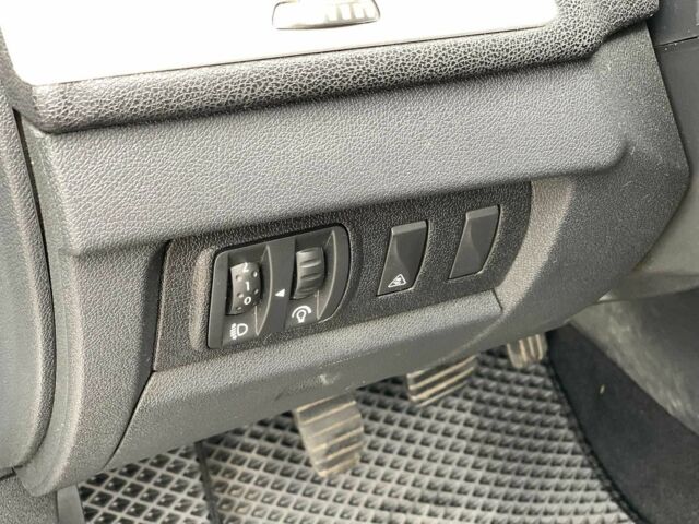 Серый Рено Меган, объемом двигателя 1.5 л и пробегом 273 тыс. км за 6590 $, фото 20 на Automoto.ua