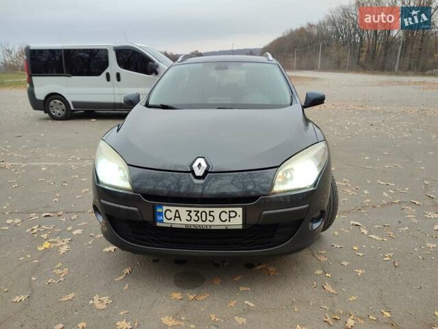 Серый Рено Меган, объемом двигателя 1.4 л и пробегом 250 тыс. км за 7500 $, фото 202 на Automoto.ua