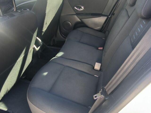 Серый Рено Меган, объемом двигателя 1.5 л и пробегом 390 тыс. км за 5100 $, фото 6 на Automoto.ua