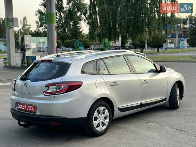 Серый Рено Меган, объемом двигателя 1.6 л и пробегом 218 тыс. км за 6800 $, фото 11 на Automoto.ua