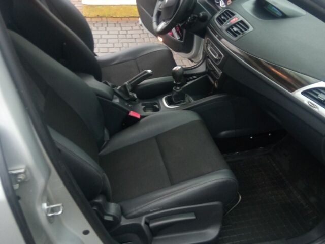 Серый Рено Меган, объемом двигателя 1.5 л и пробегом 260 тыс. км за 6600 $, фото 8 на Automoto.ua