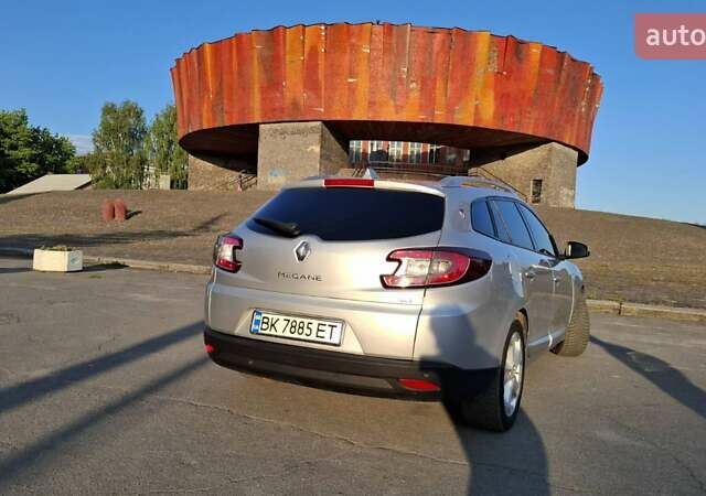 Серый Рено Меган, объемом двигателя 1.46 л и пробегом 195 тыс. км за 6100 $, фото 10 на Automoto.ua