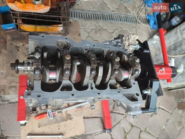 Серый Рено Меган, объемом двигателя 1.4 л и пробегом 250 тыс. км за 7500 $, фото 16 на Automoto.ua