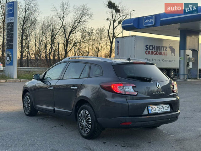 Сірий Рено Меган, об'ємом двигуна 1.46 л та пробігом 260 тис. км за 5900 $, фото 4 на Automoto.ua