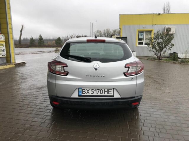 Серый Рено Меган, объемом двигателя 1.5 л и пробегом 260 тыс. км за 5600 $, фото 2 на Automoto.ua