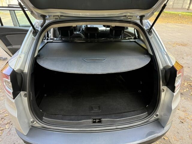 Серый Рено Меган, объемом двигателя 1.5 л и пробегом 280 тыс. км за 6800 $, фото 9 на Automoto.ua