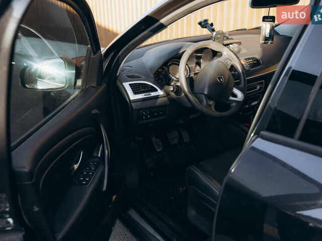 Серый Рено Меган, объемом двигателя 1.46 л и пробегом 288 тыс. км за 6550 $, фото 9 на Automoto.ua