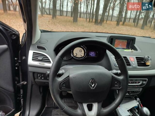Серый Рено Меган, объемом двигателя 1.4 л и пробегом 250 тыс. км за 7500 $, фото 207 на Automoto.ua