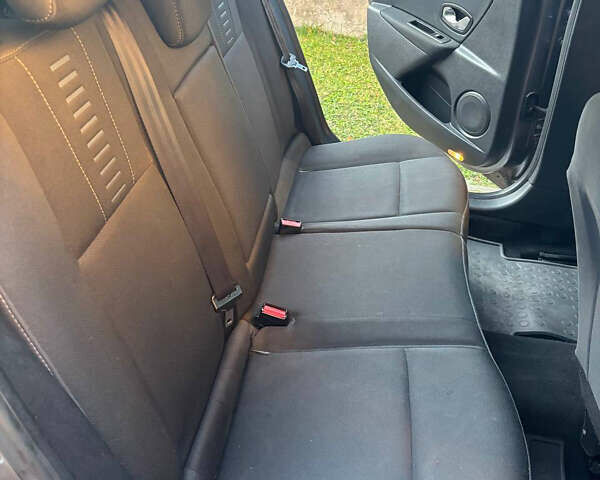 Серый Рено Меган, объемом двигателя 1.5 л и пробегом 263 тыс. км за 6200 $, фото 7 на Automoto.ua