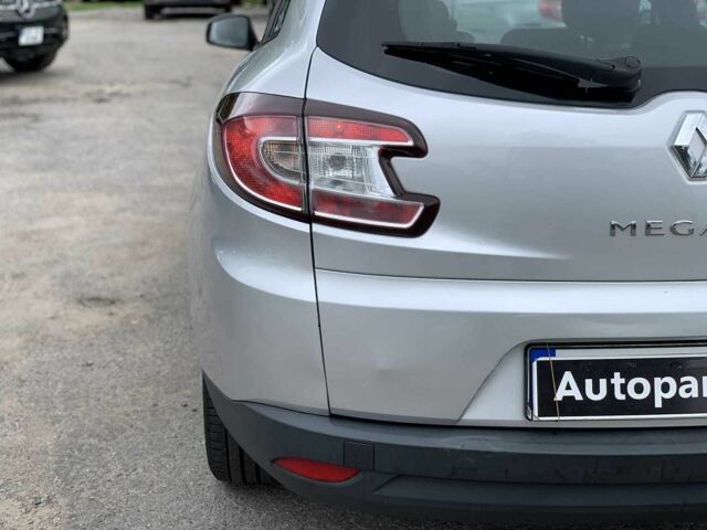 Серый Рено Меган, объемом двигателя 1.5 л и пробегом 273 тыс. км за 6590 $, фото 11 на Automoto.ua