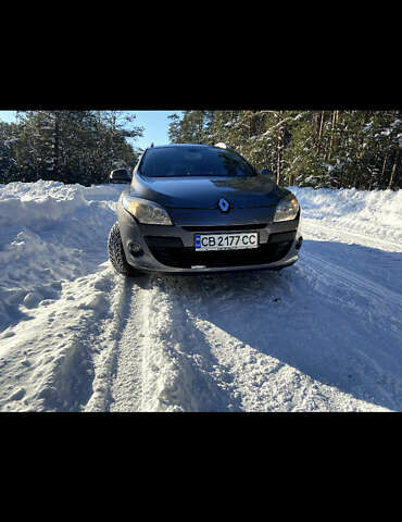 Серый Рено Меган, объемом двигателя 1.46 л и пробегом 293 тыс. км за 7800 $, фото 14 на Automoto.ua