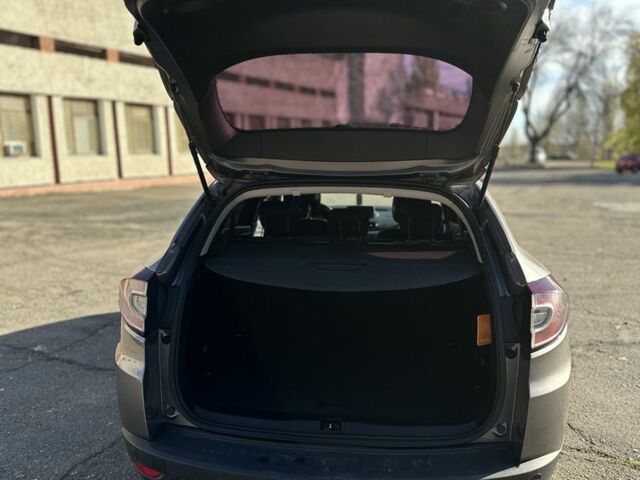 Сірий Рено Меган, об'ємом двигуна 1.5 л та пробігом 270 тис. км за 7750 $, фото 13 на Automoto.ua