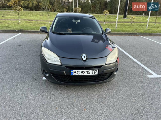Сірий Рено Меган, об'ємом двигуна 1.46 л та пробігом 328 тис. км за 5500 $, фото 8 на Automoto.ua