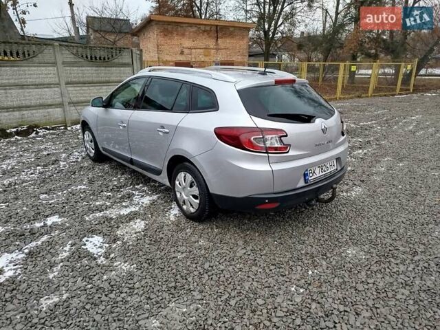 Сірий Рено Меган, об'ємом двигуна 1.46 л та пробігом 227 тис. км за 6200 $, фото 8 на Automoto.ua