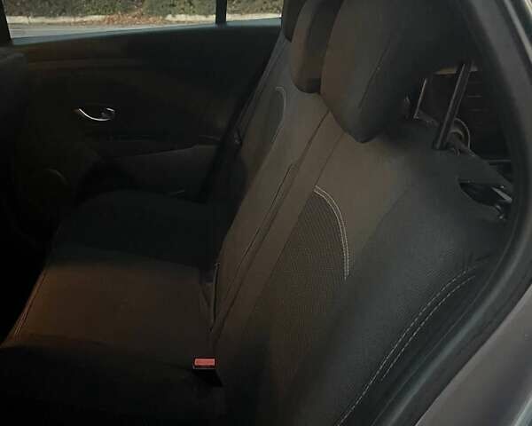 Серый Рено Меган, объемом двигателя 1.46 л и пробегом 274 тыс. км за 7100 $, фото 24 на Automoto.ua