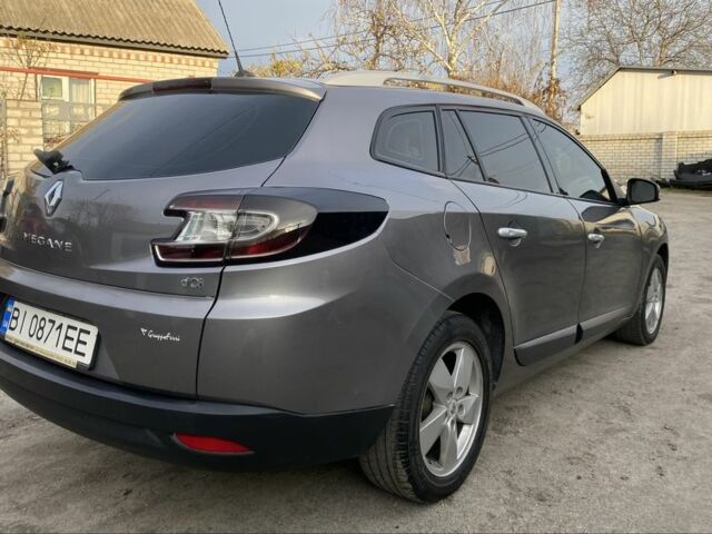 Серый Рено Меган, объемом двигателя 1.5 л и пробегом 320 тыс. км за 7000 $, фото 7 на Automoto.ua