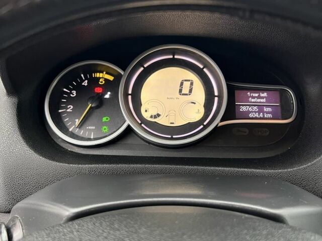 Серый Рено Меган, объемом двигателя 1.5 л и пробегом 288 тыс. км за 7000 $, фото 5 на Automoto.ua