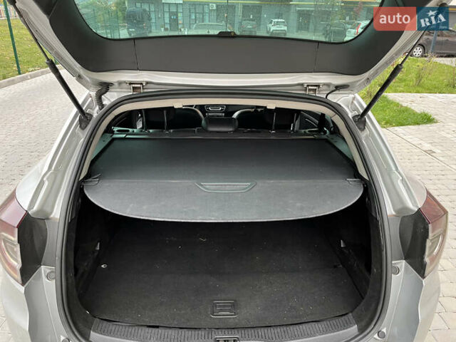 Сірий Рено Меган, об'ємом двигуна 1.46 л та пробігом 223 тис. км за 6250 $, фото 20 на Automoto.ua