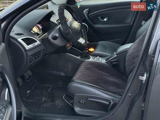Сірий Рено Меган, об'ємом двигуна 1.9 л та пробігом 297 тис. км за 7290 $, фото 11 на Automoto.ua