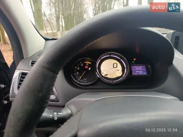 Серый Рено Меган, объемом двигателя 1.46 л и пробегом 370 тыс. км за 6200 $, фото 11 на Automoto.ua