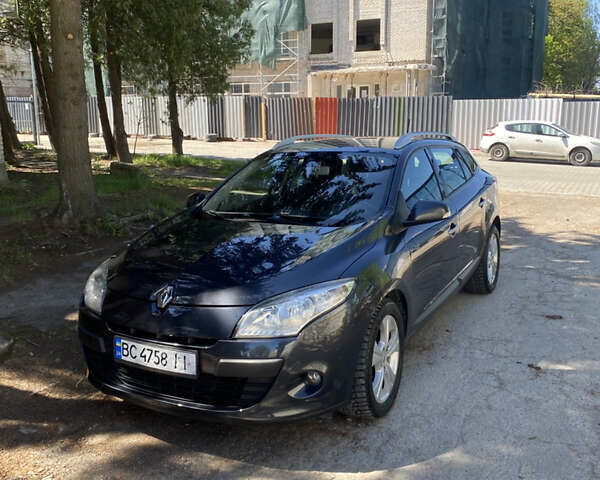 Серый Рено Меган, объемом двигателя 1.46 л и пробегом 222 тыс. км за 7000 $, фото 4 на Automoto.ua