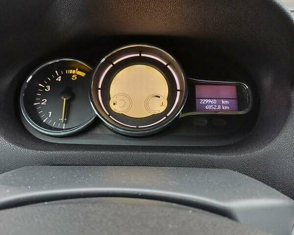 Серый Рено Меган, объемом двигателя 1.46 л и пробегом 230 тыс. км за 7500 $, фото 14 на Automoto.ua