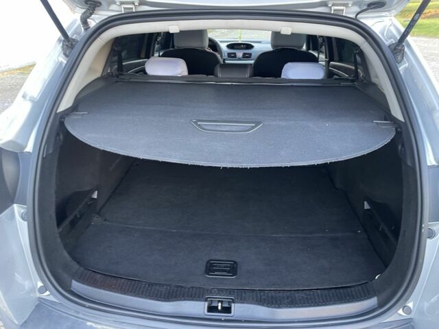 Сірий Рено Меган, об'ємом двигуна 1.9 л та пробігом 245 тис. км за 6800 $, фото 7 на Automoto.ua