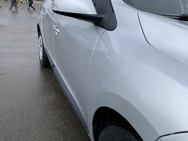 Серый Рено Меган, объемом двигателя 1.5 л и пробегом 306 тыс. км за 6300 $, фото 4 на Automoto.ua