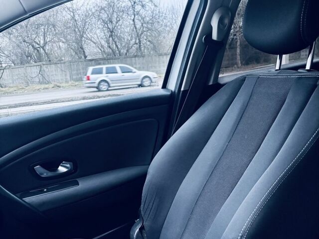 Сірий Рено Меган, об'ємом двигуна 1.5 л та пробігом 224 тис. км за 6700 $, фото 19 на Automoto.ua