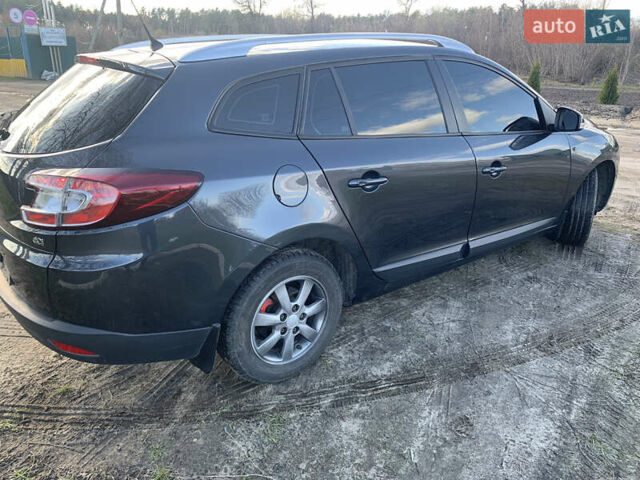 Сірий Рено Меган, об'ємом двигуна 1.5 л та пробігом 270 тис. км за 7500 $, фото 1 на Automoto.ua