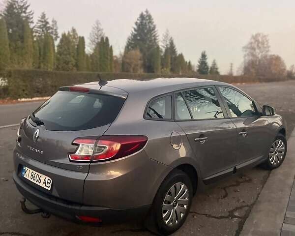 Серый Рено Меган, объемом двигателя 1.46 л и пробегом 274 тыс. км за 7100 $, фото 19 на Automoto.ua