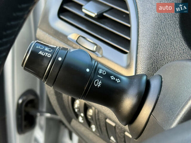 Серый Рено Меган, объемом двигателя 1.46 л и пробегом 180 тыс. км за 6750 $, фото 40 на Automoto.ua