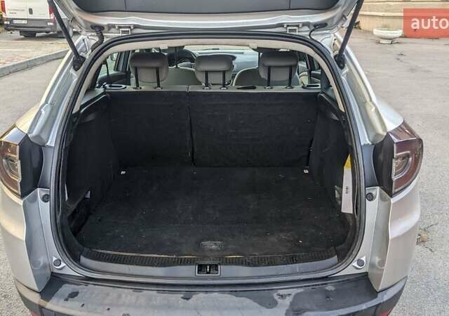 Сірий Рено Меган, об'ємом двигуна 1.46 л та пробігом 274 тис. км за 4599 $, фото 11 на Automoto.ua