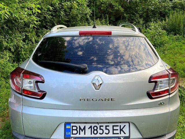 Сірий Рено Меган, об'ємом двигуна 1.5 л та пробігом 300 тис. км за 800 $, фото 1 на Automoto.ua