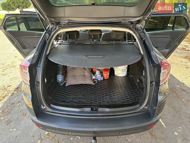 Серый Рено Меган, объемом двигателя 1.5 л и пробегом 385 тыс. км за 6800 $, фото 18 на Automoto.ua