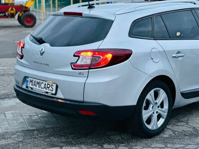 Сірий Рено Меган, об'ємом двигуна 1.5 л та пробігом 345 тис. км за 5999 $, фото 8 на Automoto.ua