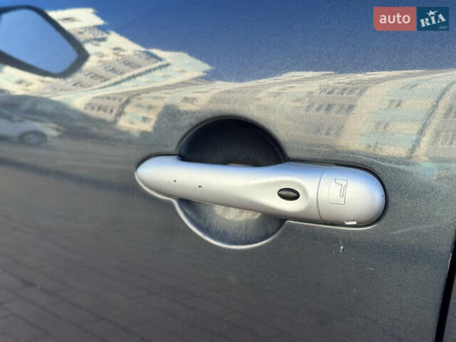 Серый Рено Меган, объемом двигателя 1.46 л и пробегом 223 тыс. км за 6999 $, фото 20 на Automoto.ua