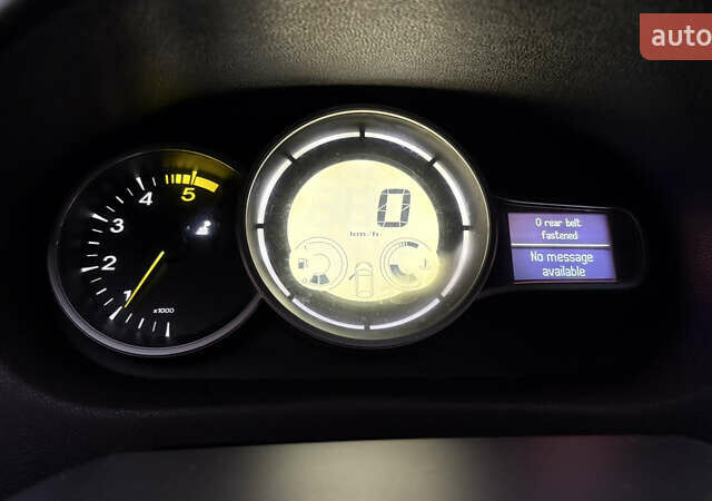 Рено Меган 2010 у Кременчуге на Automoto.ua Сірий Рено Меган, об'ємом двигуна 1.46 л та пробігом 300 тис. км за 6999 $, фото 24 на Automoto.ua