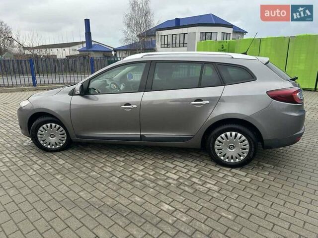 Серый Рено Меган, объемом двигателя 1.6 л и пробегом 134 тыс. км за 6999 $, фото 5 на Automoto.ua