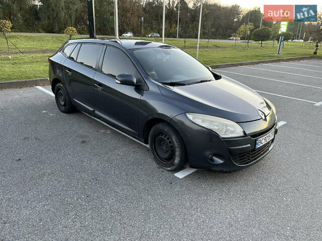 Сірий Рено Меган, об'ємом двигуна 1.46 л та пробігом 328 тис. км за 5500 $, фото 7 на Automoto.ua