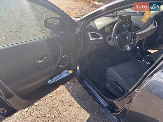 Серый Рено Меган, объемом двигателя 1.5 л и пробегом 385 тыс. км за 6800 $, фото 16 на Automoto.ua