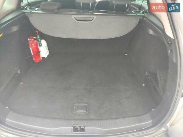 Сірий Рено Меган, об'ємом двигуна 1.46 л та пробігом 227 тис. км за 6200 $, фото 13 на Automoto.ua