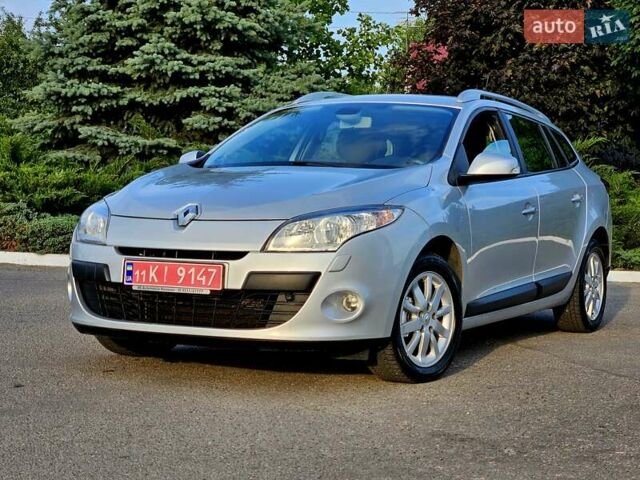Серый Рено Меган, объемом двигателя 1.6 л и пробегом 195 тыс. км за 7850 $, фото 5 на Automoto.ua